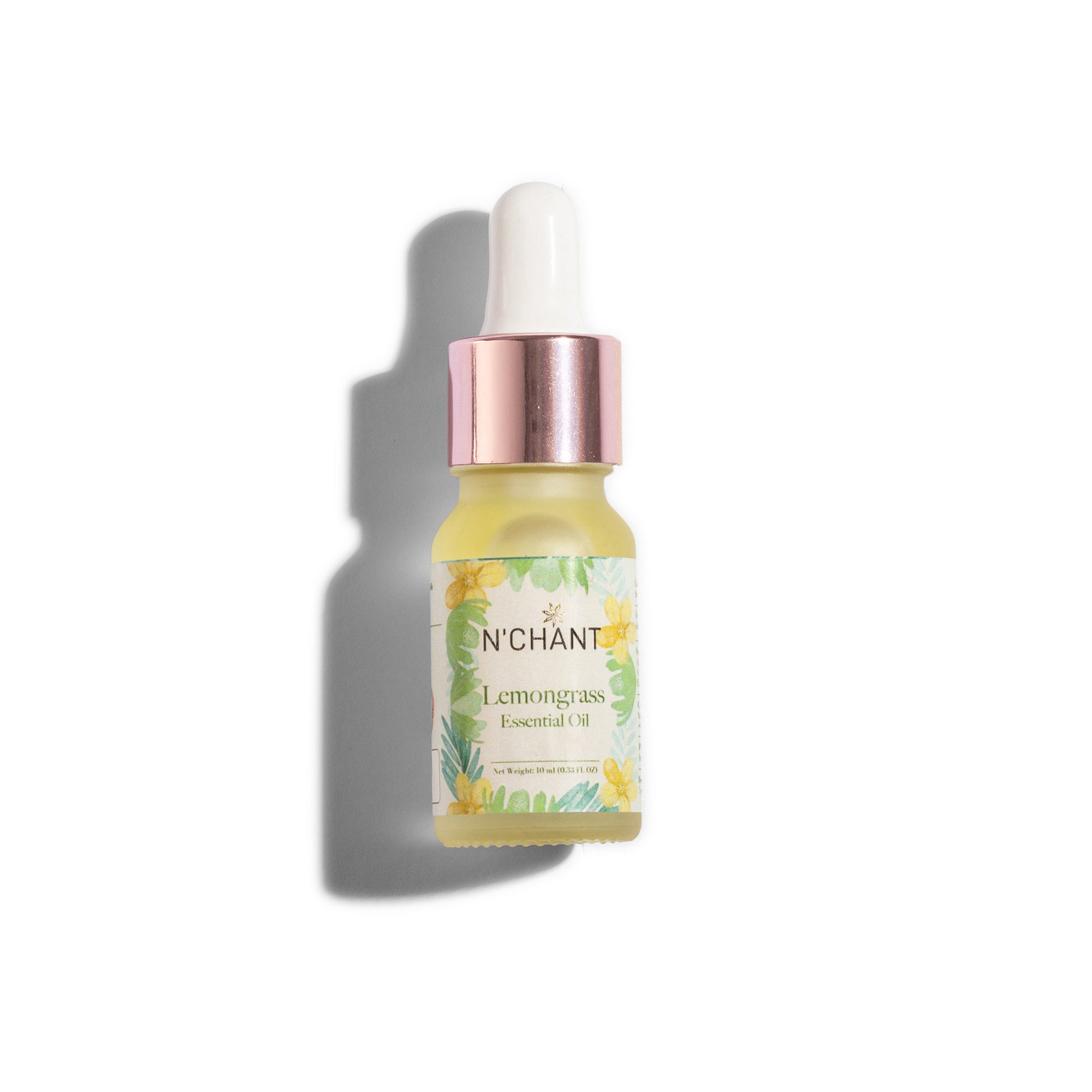 Lemongrass_Essential_Oil_Bottle